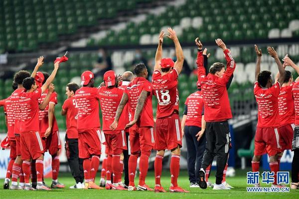 拜仁客场2-0科隆，豪取胜利！