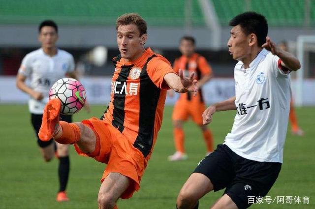 重庆斯威主场大胜天津泰达，保持不败